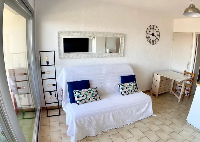 Le Moderna 1 Ere Ligne Bord De